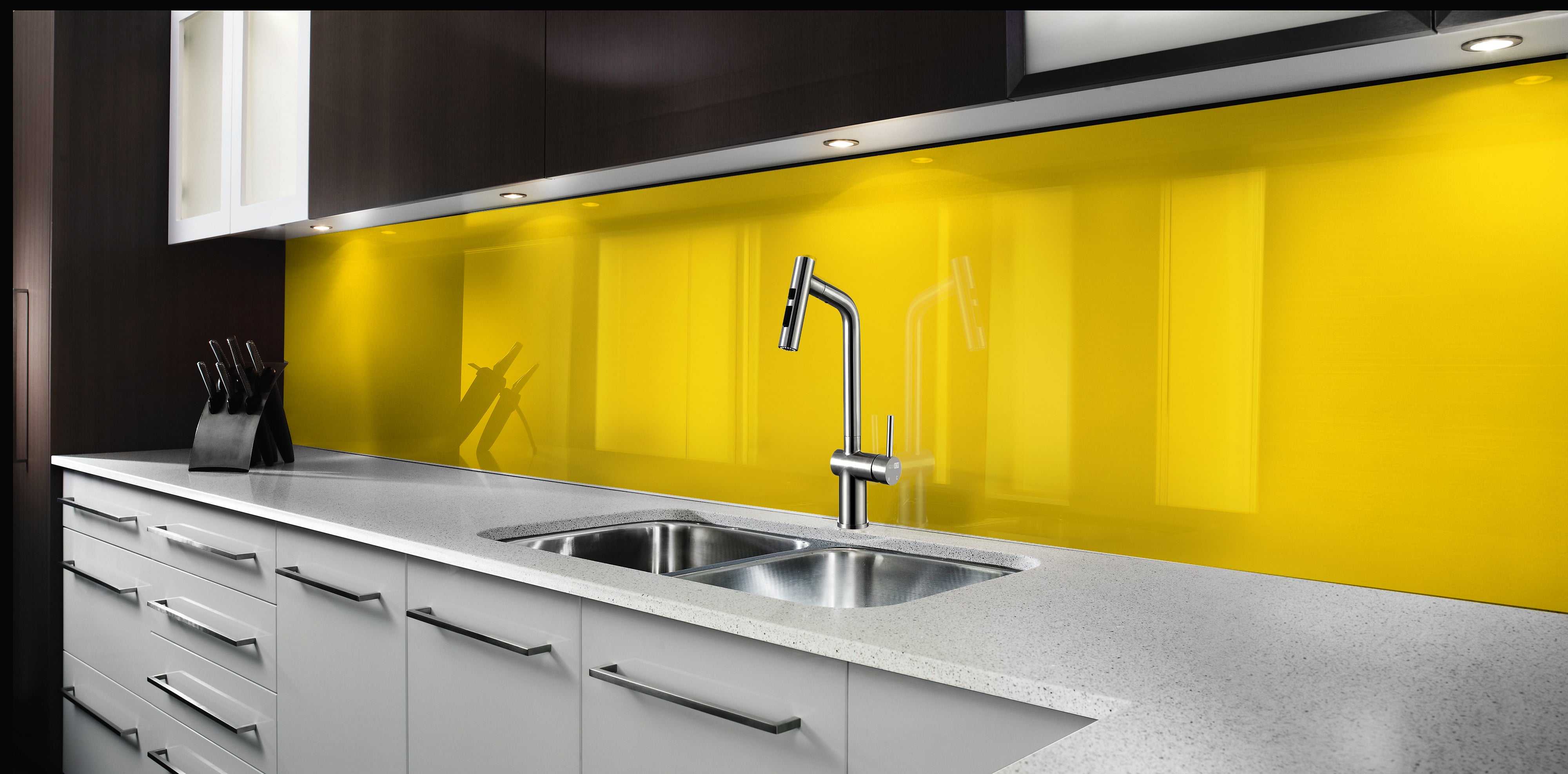 Festett üveg konyhai burkolatok #109